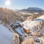 奥伯斯特多夫旅舍 *