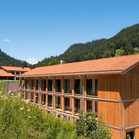 Oberstdorf Hostel * اوبرستدورف
