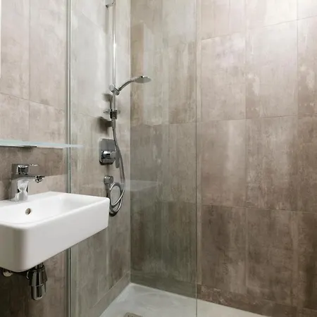 Oberstdorf Hostel بيت شباب