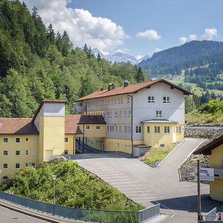 بيت شباب Oberstdorf Hostel *